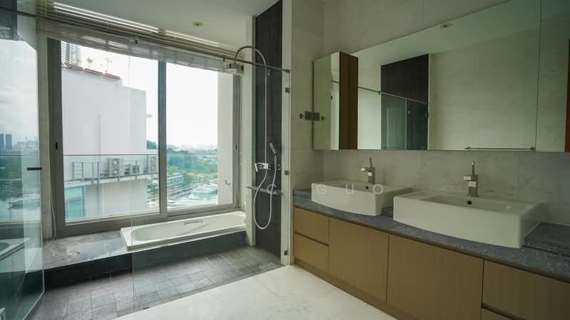 The Oceanfront @ Sentosa Cove, , 6 Bedrooms, 8,096 sqft, Condominium For Rent, by Peric Guo, 500196606 - Master Bathroom - PropertyGuru.com.sg
