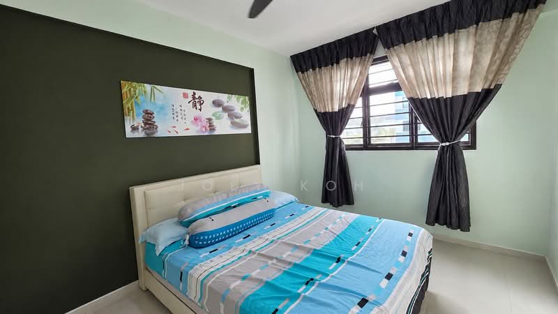 809B Choa Chu Kang Avenue 1, 809B Choa Chu Kang Avenue 1, 3 Bedrooms, 990 sqft, HDB Flat For Sale, by Joey Koh, 500196614 - Master Bedroom - PropertyGuru.com.sg