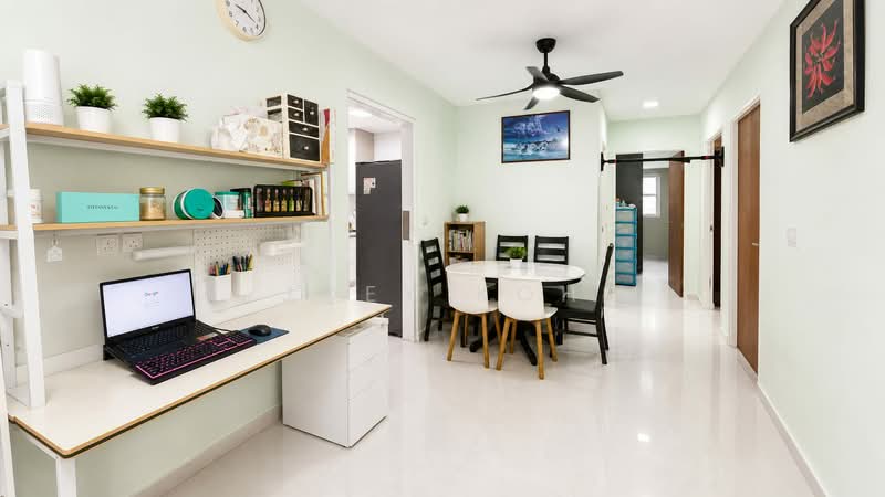 809B Choa Chu Kang Avenue 1, 809B Choa Chu Kang Avenue 1, 3 Bedrooms, 990 sqft, HDB Flat For Sale, by Joey Koh, 500196614 - Dining - PropertyGuru.com.sg