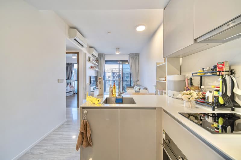 Parc Esta, 822 Sims Avenue, 2 Bedrooms, 743 sqft, Condominium For Sale, by Caleb Peh, 500196617 - Kitchen - PropertyGuru.com.sg