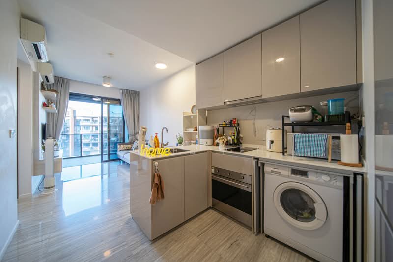 Parc Esta, 822 Sims Avenue, 2 Bedrooms, 743 sqft, Condominium For Sale, by Caleb Peh, 500196617 - Kitchen - PropertyGuru.com.sg