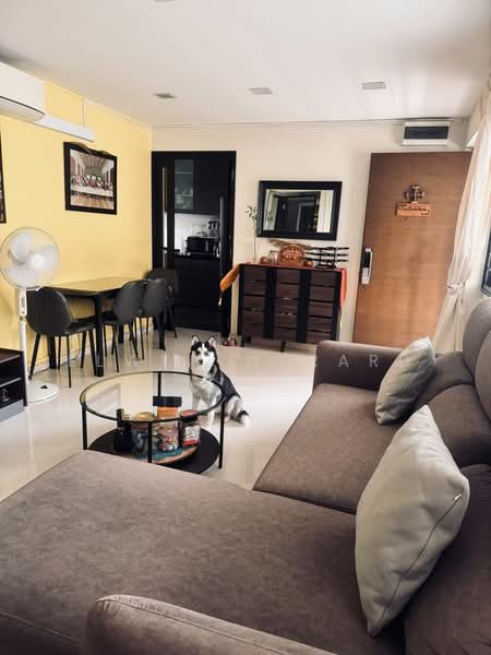 185B Rivervale Crescent, 185B Rivervale Crescent, 3 Bedrooms, 915 sqft, HDB Flat For Sale, by Elwyn Gerard, 500196618 - Living Room - PropertyGuru.com.sg
