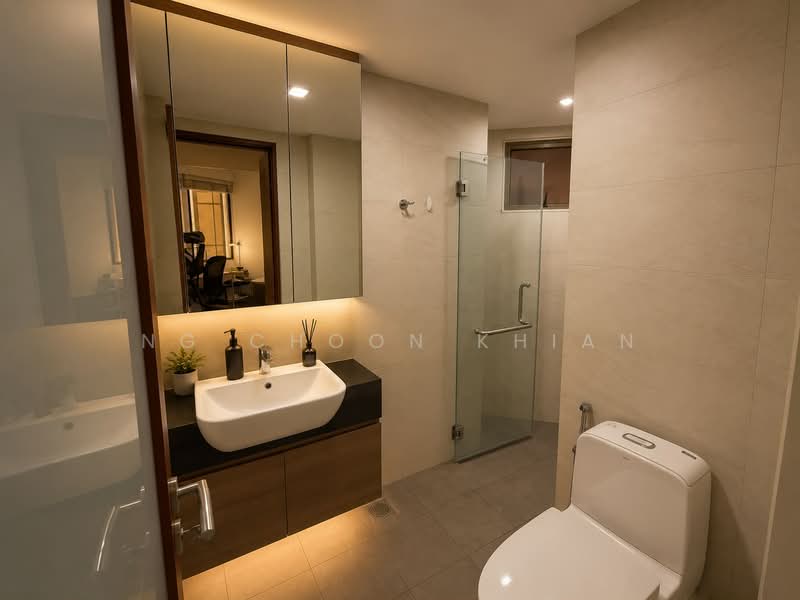 Villa Marina, 21 Jalan Sempadan, 3 Bedrooms, 1,249 sqft, Condominium For Sale, by NG CHOON KHIAN, 500196622 - Bathroom - PropertyGuru.com.sg