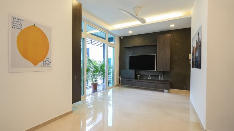 Coastarina, 510 East Coast Road, 4 Bedrooms, 1,389 sqft, Condominium For Sale, by Simeon Tan, 500196628 - Living Room - PropertyGuru.com.sg