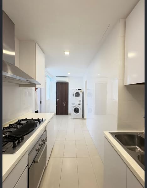 Nassim Regency, 37 Nassim Road, 3 Bedrooms, 2,055 sqft, Apartment For Rent, by Ray Lim, 500196632 - Kitchen - PropertyGuru.com.sg