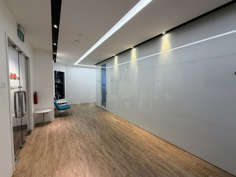 Suntec City Tower, 6 Temasek Boulevard, 3,552 sqft, Office For Rent, by Patrick Ong 王鹏若(安仔), 500196636 - Corridor - CommercialGuru.com.sg