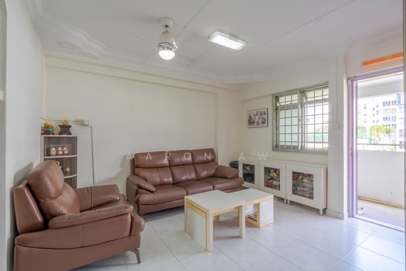 619 Woodlands Drive 52, 619 Woodlands Drive 52, 3 Bedrooms, 990 sqft, HDB Flat For Sale, by Aaron Aw, 500196639 - Living Room - PropertyGuru.com.sg