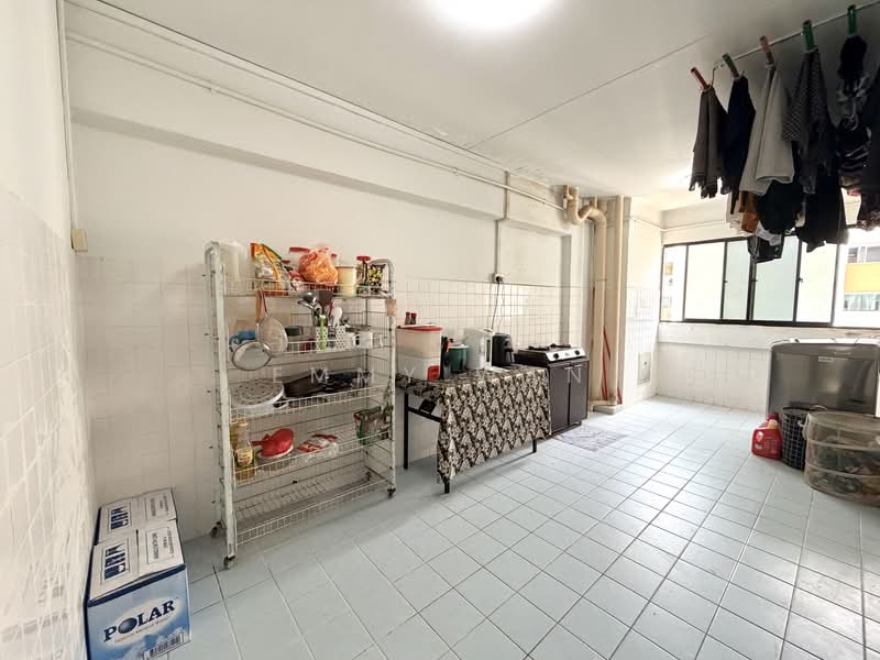 283 Yishun Avenue 6, 283 Yishun Avenue 6, 2 Bedrooms, 797 sqft, HDB Flat For Sale, by Emmy Wan, 500196653 - Kitchen - PropertyGuru.com.sg