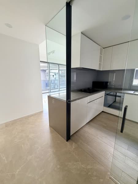 Amber Park, 14 Amber Gardens, 3 Bedrooms, 1,109 sqft, Condominium For Sale, by Eve Choo, 500196665 - Kitchen - PropertyGuru.com.sg