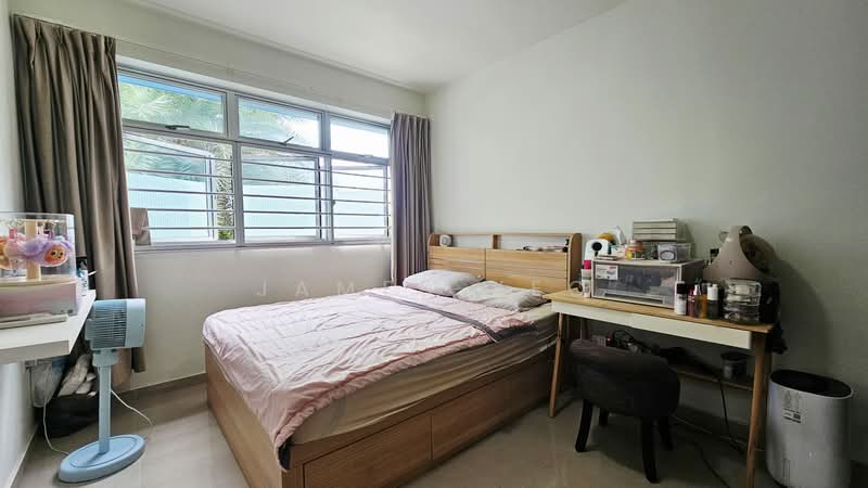 209B Punggol Place, 209B Punggol Place, 3 Bedrooms, 990 sqft, HDB Flat For Sale, by James Yeo, 500196668 - Bedroom - PropertyGuru.com.sg