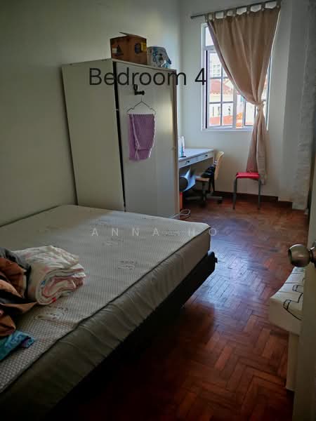 Westwood Park, 126 Westwood Crescent, 5 Bedrooms, 2,800 sqft, Terraced House For Rent, by Anna Ho, 500196679 - Bedroom - PropertyGuru.com.sg