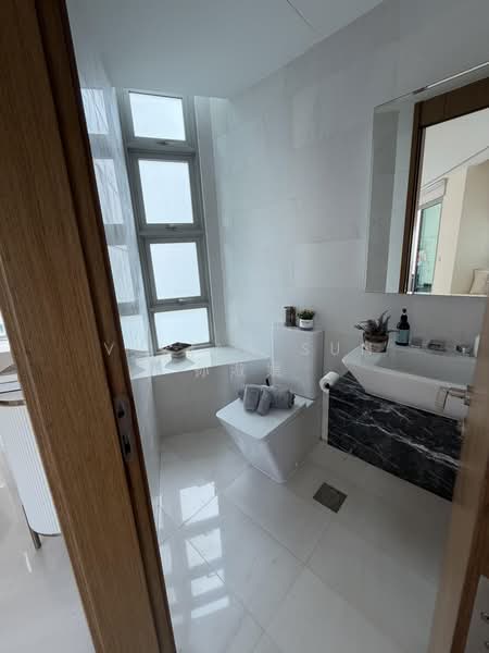 Residences @ Emerald Hill, 119 Emerald Hill Road, 4 Bedrooms, 2,196 sqft, Condominium For Sale, by Vivian Sun 孙淑媛, 500196693 - Bathroom - PropertyGuru.com.sg