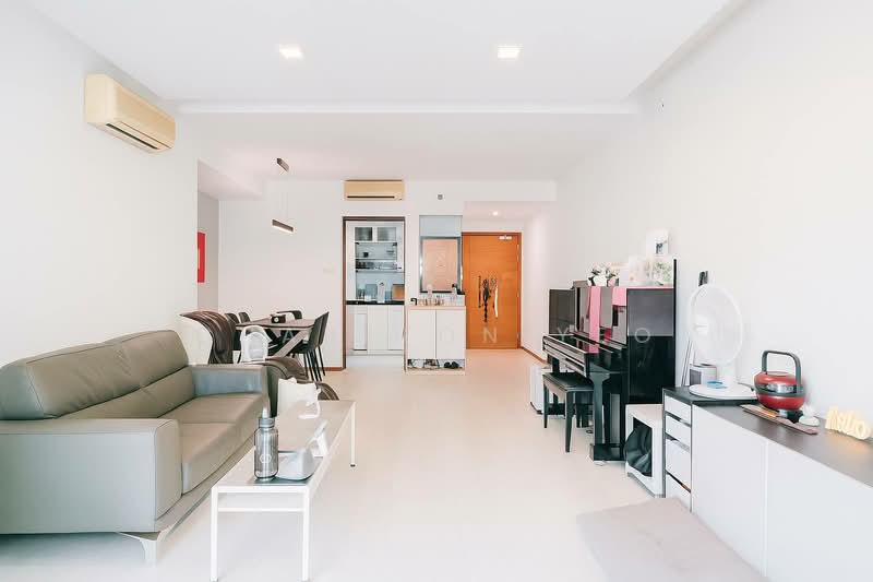 Baywater, 806 Bedok Reservoir Road, 3 Bedrooms, 1,302 sqft, Condominium For Rent, by Charlton Yeo, 500196695 - Living Room - PropertyGuru.com.sg