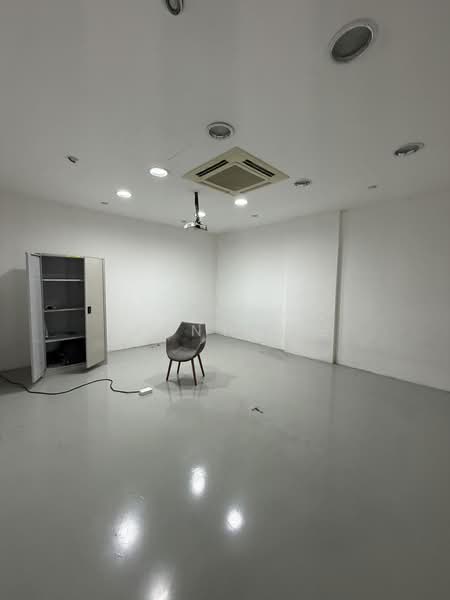 West Point Bizhub, 188 Tuas South Avenue 2, 7,836 sqft, Factory / Workshop (B2) For Sale, by Jenny Lee, 500196705 - Interior - CommercialGuru.com.sg