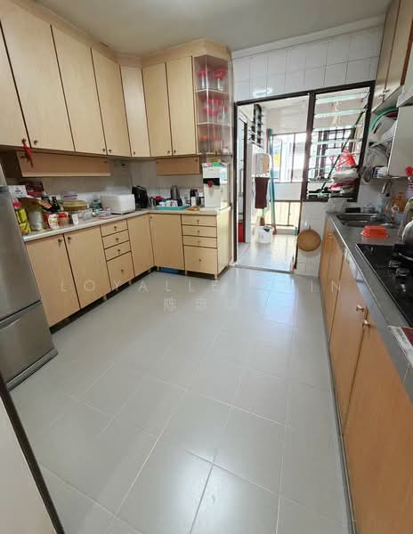 892A Woodlands Drive 50, 892A Woodlands Drive 50, 3 Bedrooms, 1,087 sqft, HDB Flat For Sale, by Loyalle Chin 陈忠诚, 500196708 - Kitchen - PropertyGuru.com.sg