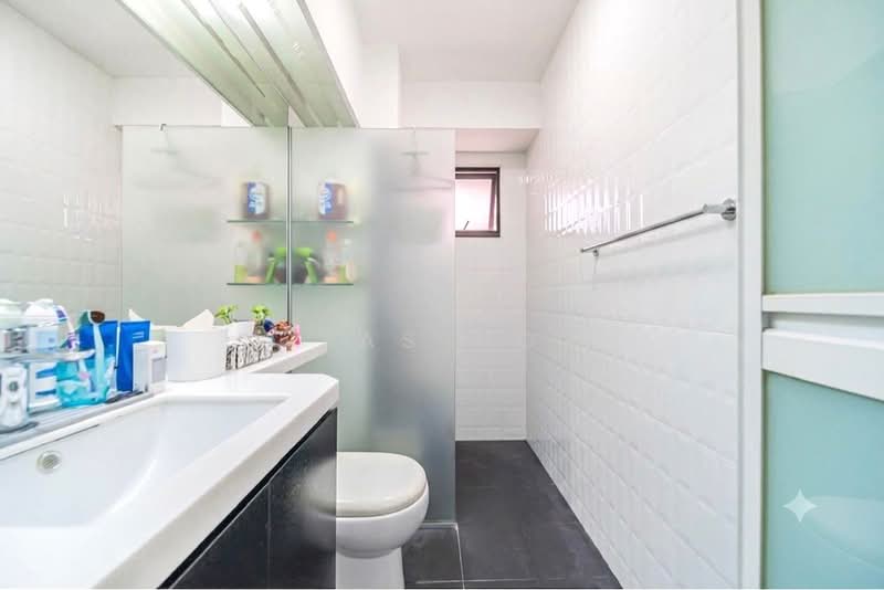 403C Fernvale Lane, 403C Fernvale Lane, 3 Bedrooms, 1,205 sqft, HDB Flat For Sale, by Jas Ng, 500196714 - Bathroom - PropertyGuru.com.sg