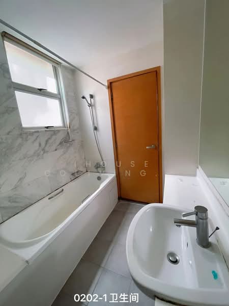 Regal 35, 15 Lorong 35 Geylang, Room Rental, 120 sqft, Apartment For Rent, by Fennie, 500196721 - Bathroom - PropertyGuru.com.sg