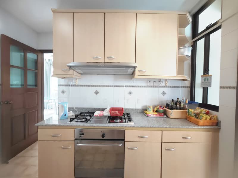 518317, Riverina Walk, 5 Bedrooms, 2,659 sqft, Corner Terrace For Sale, by Chun Ghee Kho, 500196727 - Kitchen - PropertyGuru.com.sg