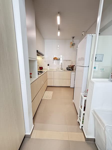 609B Tampines North Drive 1, 609B Tampines North Drive 1, 3 Bedrooms, 1,001 sqft, HDB Flat For Sale, by Chia Alexis, 500196730 - Kitchen - PropertyGuru.com.sg