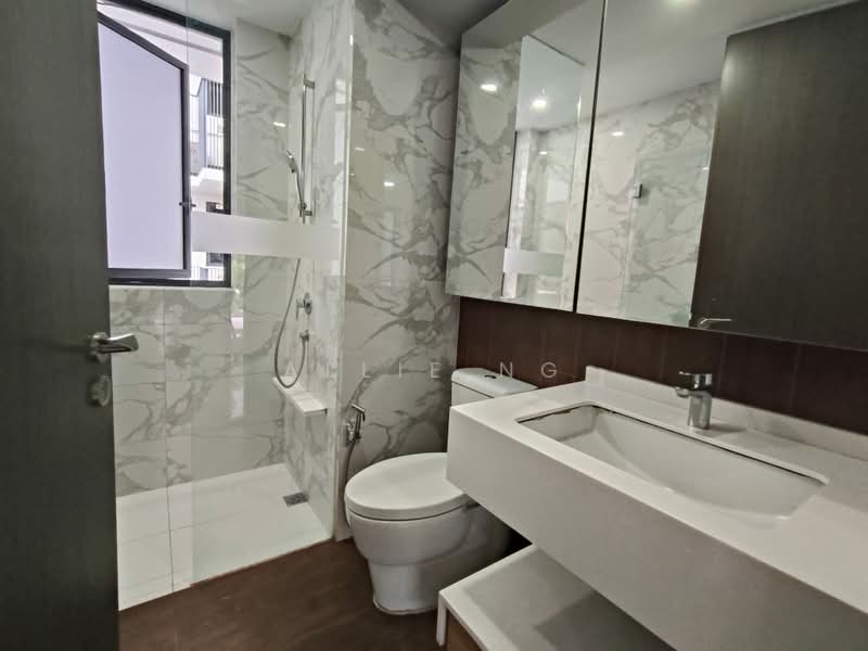 Jewel @ Buangkok, 87 Compassvale Bow, Room Rental, 90 sqft, Condominium For Rent, by Allie Ng, 500196733 - Bathroom - PropertyGuru.com.sg