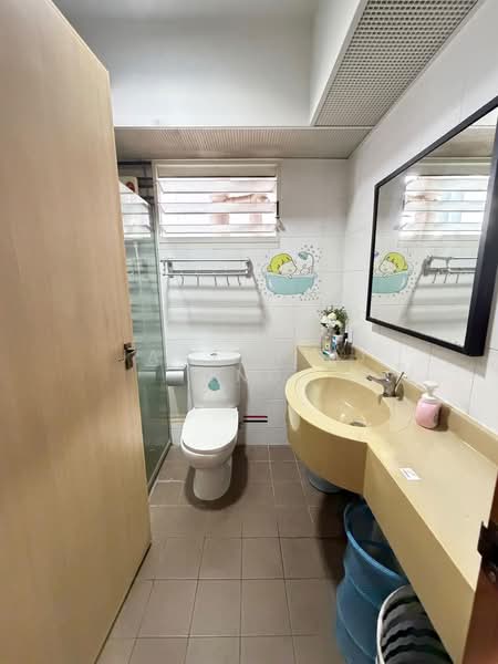 617C Punggol Drive, 617C Punggol Drive, 3 Bedrooms, 1,216 sqft, HDB Flat For Sale, by Jacent Jj Ong, 500196739 - Bathroom - PropertyGuru.com.sg