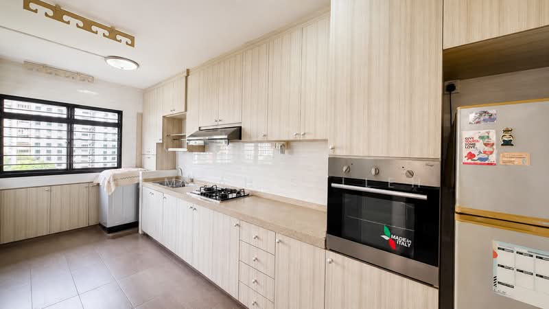 667B Jurong West Street 65, 667B Jurong West Street 65, 3 Bedrooms, 980 sqft, HDB Flat For Sale, by Hamzah Salleh, 500196740 - Kitchen - PropertyGuru.com.sg