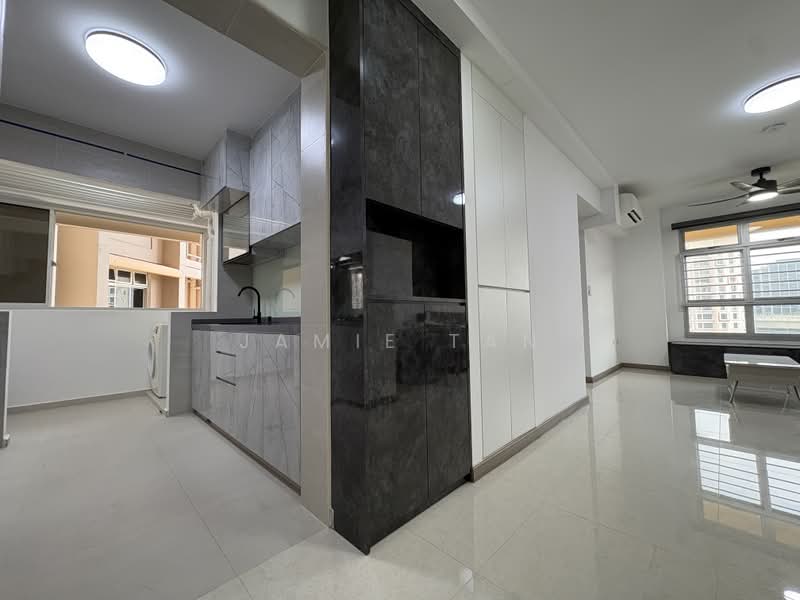 220A Tengah Garden Walk, 220A Tengah Garden Walk, Room Rental, 140 sqft, HDB Flat For Rent, by Jamie Tan, 500196762 - Foyer - PropertyGuru.com.sg