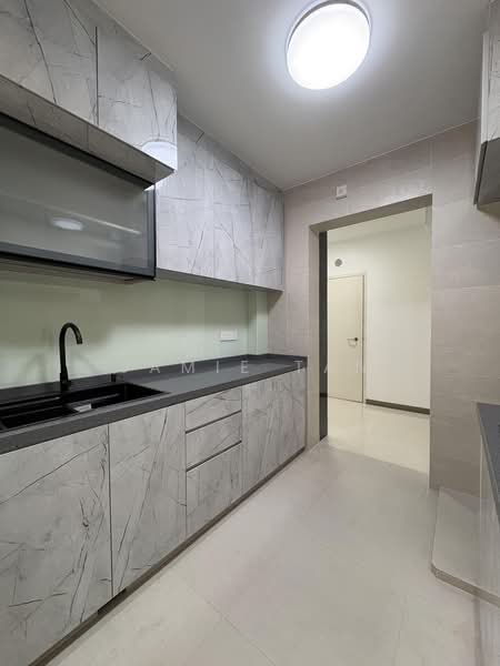220A Tengah Garden Walk, 220A Tengah Garden Walk, Room Rental, 140 sqft, HDB Flat For Rent, by Jamie Tan, 500196762 - Kitchen - PropertyGuru.com.sg
