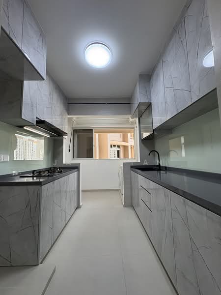 220A Tengah Garden Walk, 220A Tengah Garden Walk, Room Rental, 140 sqft, HDB Flat For Rent, by Jamie Tan, 500196762 - Kitchen - PropertyGuru.com.sg