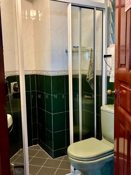 Melville Park, 12 Simei Street 1, 3 Bedrooms, 1,475 sqft, Apartment For Sale, by Irene Tan, 500196763 - Common Bathroom - PropertyGuru.com.sg