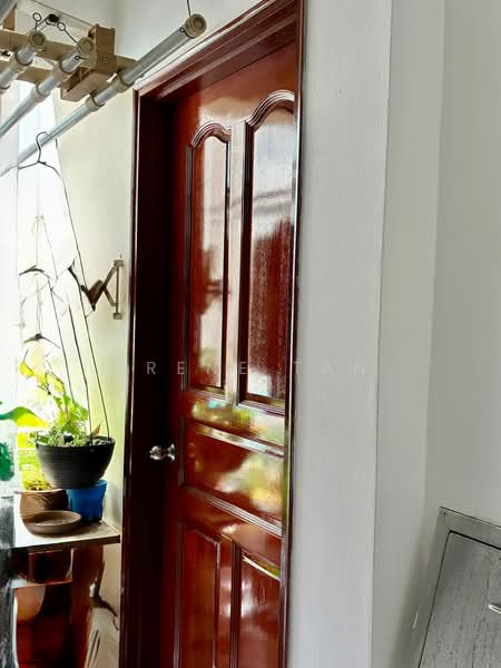 Melville Park, 12 Simei Street 1, 3 Bedrooms, 1,475 sqft, Apartment For Sale, by Irene Tan, 500196763 - Backyard - PropertyGuru.com.sg