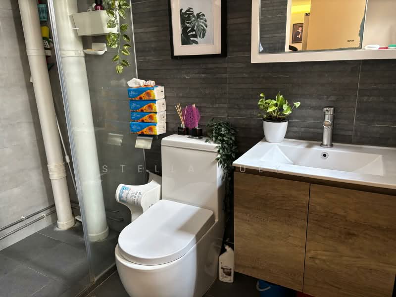 468 Segar Road, 468 Segar Road, Room Rental, 215 sqft, HDB Flat For Rent, by Stella Kuek, 500196768 - Bathroom - PropertyGuru.com.sg