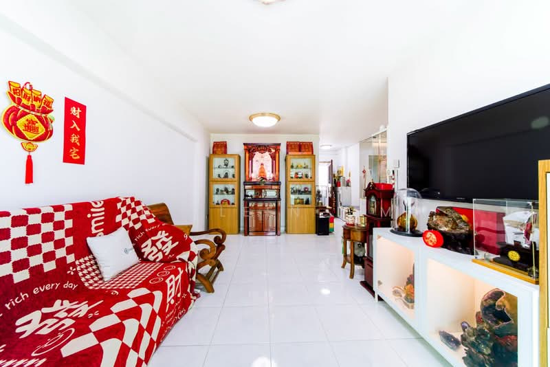102C Punggol Field, 102C Punggol Field, 3 Bedrooms, 1,173 sqft, HDB Flat For Sale, by Colleen Lim, 500196769 - Living Room - PropertyGuru.com.sg
