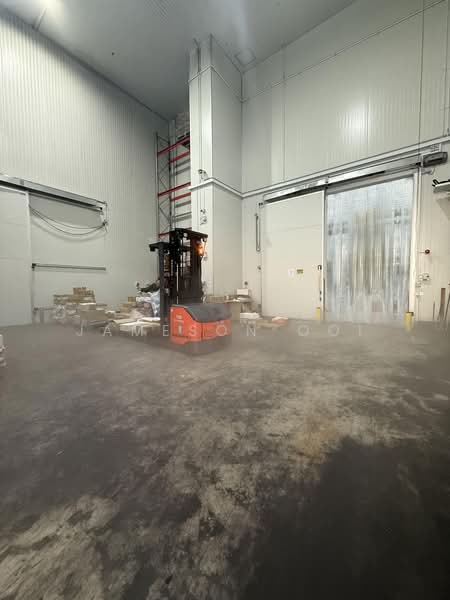 LINER, 1 Tuas Bay Close, 25,661 sqft, Factory / Workshop (B2) For Sale, by Jameson Ooi, 500196772 - Interior - CommercialGuru.com.sg
