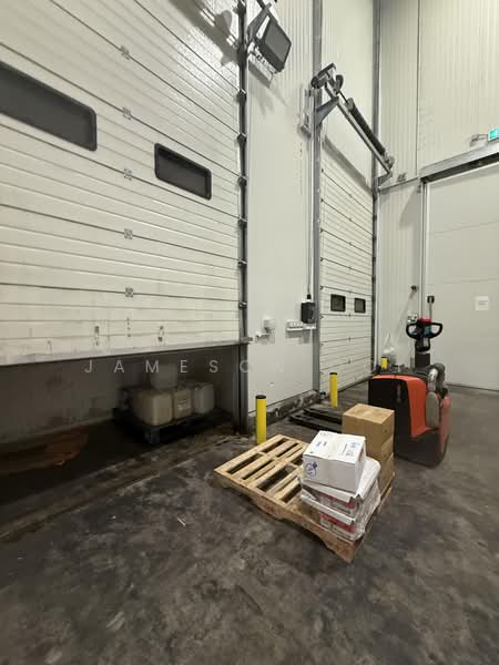 LINER, 1 Tuas Bay Close, 25,661 sqft, Factory / Workshop (B2) For Sale, by Jameson Ooi, 500196772 - Interior - CommercialGuru.com.sg