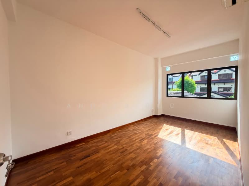 Renovated Corner Terrace, Minaret Walk, 5 Bedrooms, 2,626 sqft, Corner Terrace For Sale, by Andrea Boo, 500196792 - Interior - PropertyGuru.com.sg
