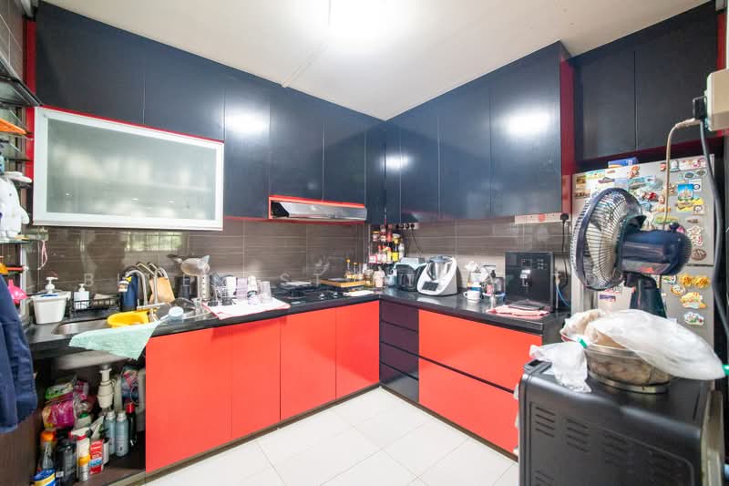 752 Woodlands Circle, 752 Woodlands Circle, 3 Bedrooms, 1,087 sqft, HDB Flat For Sale, by CLARENCE LIANG, 500196793 - Kitchen - PropertyGuru.com.sg