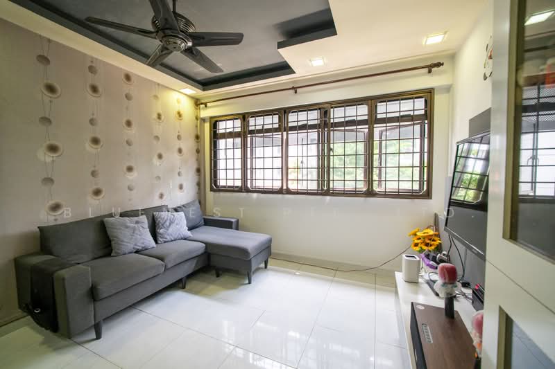 752 Woodlands Circle, 752 Woodlands Circle, 3 Bedrooms, 1,087 sqft, HDB Flat For Sale, by CLARENCE LIANG, 500196793 - Living Room - PropertyGuru.com.sg