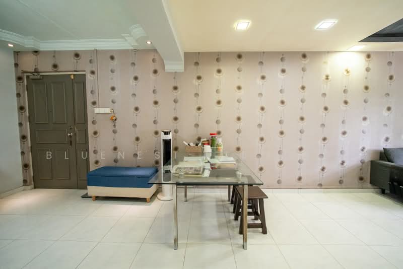 752 Woodlands Circle, 752 Woodlands Circle, 3 Bedrooms, 1,087 sqft, HDB Flat For Sale, by CLARENCE LIANG, 500196793 - Dining Room - PropertyGuru.com.sg