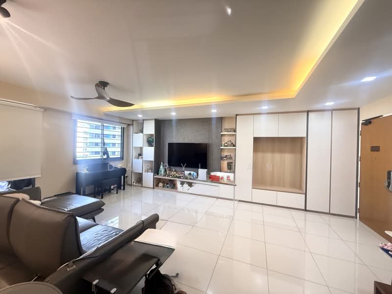 308A Punggol Walk, 308A Punggol Walk, 3 Bedrooms, 1,205 sqft, HDB Flat For Sale, by Darryl Tan, 500196829 - Living Room - PropertyGuru.com.sg