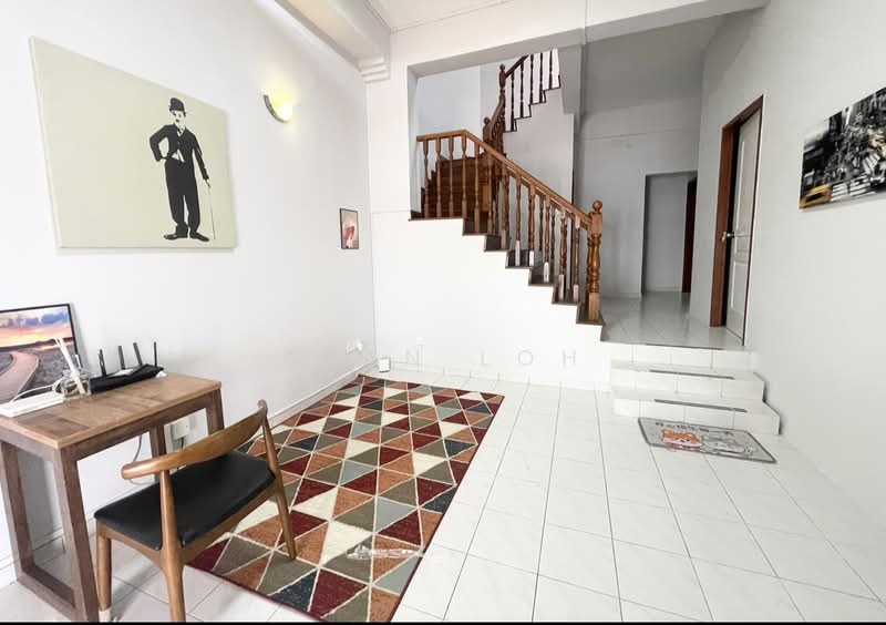 94 Hazel Park Terrace, , Room Rental, 100 sqft, Terraced House For Rent, by Alan Loh, 500196836 - Entrance - PropertyGuru.com.sg