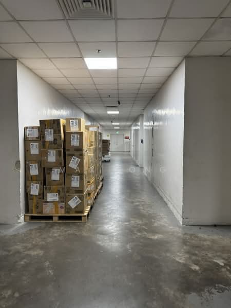 Pantech Business Hub, 194 Pandan Loop, 1,630 sqft, Factory / Workshop (B2) For Rent, by Max Yong, 500196852 - Corridor - CommercialGuru.com.sg