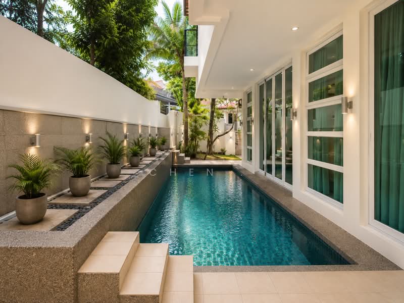 Extensive Variety of Landed House, Namly Crescent, 6 Bedrooms, 4,400 sqft, Semi-Detached House For Rent, by CHEN ., 500196861 - Exterior - PropertyGuru.com.sg
