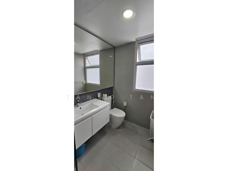 Ecopolitan, Punggol Walk, 3 Bedrooms, 1,087 sqft, Executive Condominium For Sale, by Tango Tan, 500196870 - Bathroom - PropertyGuru.com.sg