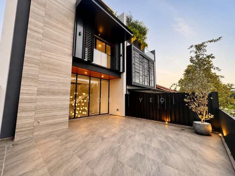 ☎️ Newly TOP Freehold 3.5 Storey with Lift | Serene enclave, Seaside & Park Nearby!, Jalan Sankam, 6 Bedrooms, 4,834 sqft, Terraced House For Sale, by Osborn Yeo, 500196871 - Exterior - PropertyGuru.com.sg