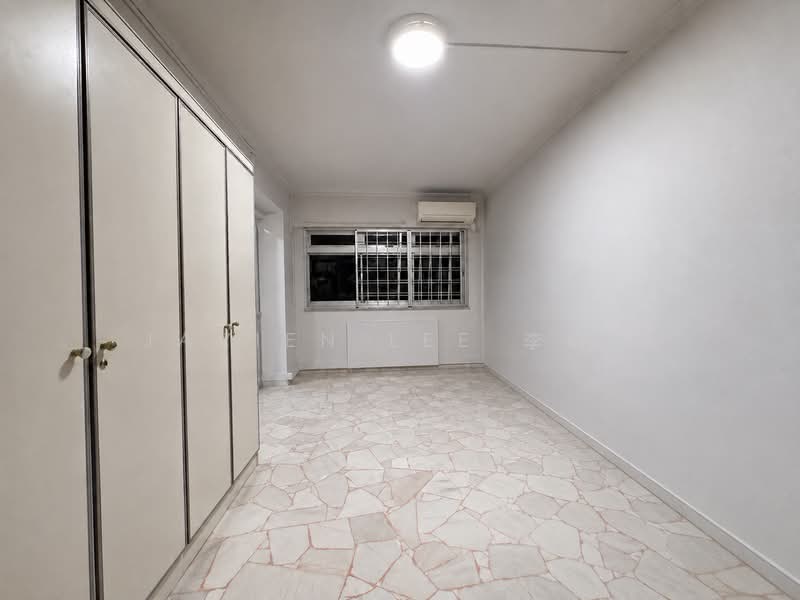 393 Tampines Avenue 7, 393 Tampines Avenue 7, 4 Bedrooms, 1,367 sqft, HDB Flat For Sale, by Javien Lee 李峙樑, 500196877 - Bedroom - PropertyGuru.com.sg