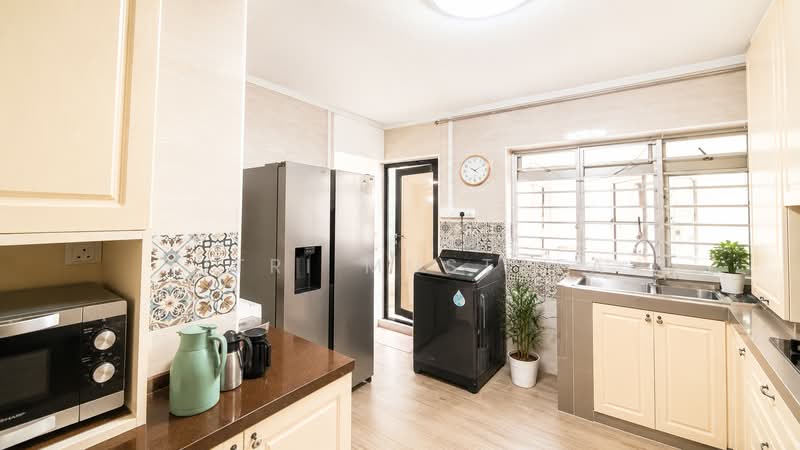191 Pasir Ris Street 12, 191 Pasir Ris Street 12, 4 Bedrooms, 1,410 sqft, HDB Flat For Sale, by Fitri Mustafa, 500196887 - Kitchen - PropertyGuru.com.sg