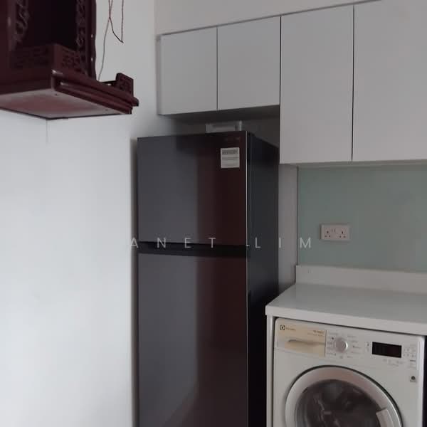 Eight Riversuites, 2 Whampoa East, 1 Bedroom, 441 sqft, Condominium For Rent, by Janet Lim, 500196894 - Kitchen - PropertyGuru.com.sg