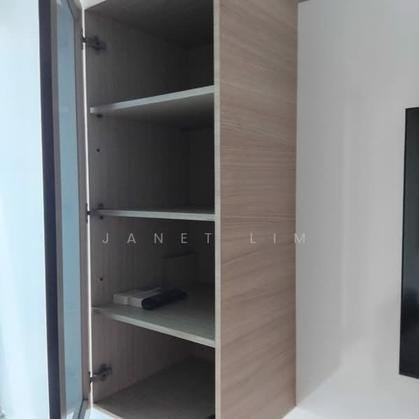 Eight Riversuites, 2 Whampoa East, 1 Bedroom, 441 sqft, Condominium For Rent, by Janet Lim, 500196894 - Interior - PropertyGuru.com.sg