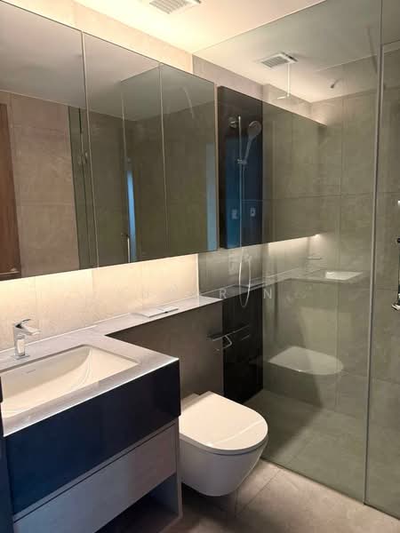 Orchard Sophia, 128 Sophia Road, 1 Bedroom, 474 sqft, Condominium For Rent, by Kumar N, 500196907 - Bathroom - PropertyGuru.com.sg